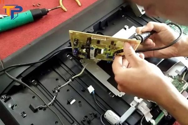 Đội ngũ kĩ thuật điện lạnh bách khoa TP giàu kinh nghiệm 